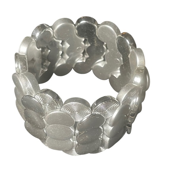 Y2K Molded Plastic Stretch Bracelet 8 Inch White Textured Chunky Mod Link - Picture 5 of 5